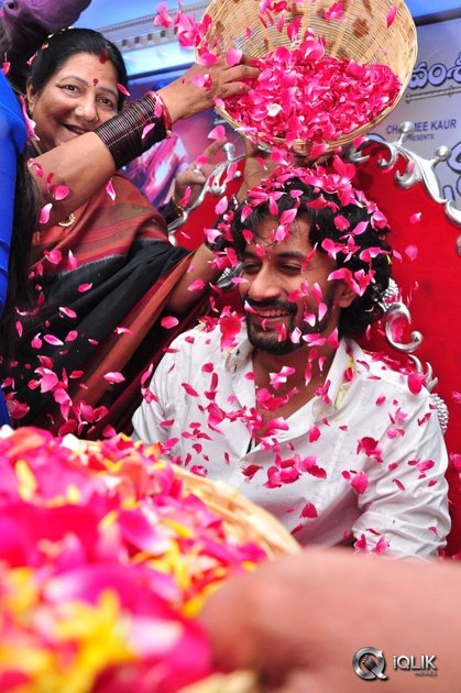 Jyothi-Lakshmi-Movie-Abhinandana-Sabha